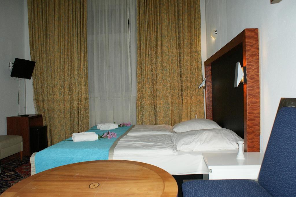 Hotel Garni Aaberna برلين الغرفة الصورة