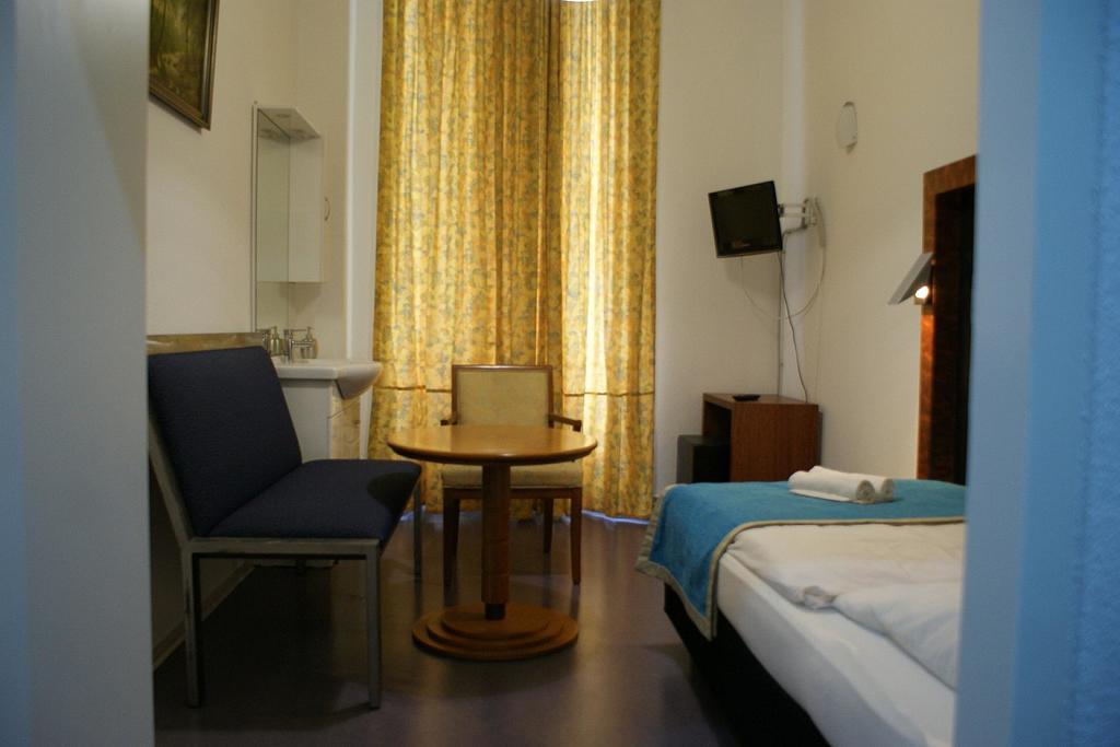 Hotel Garni Aaberna برلين الغرفة الصورة